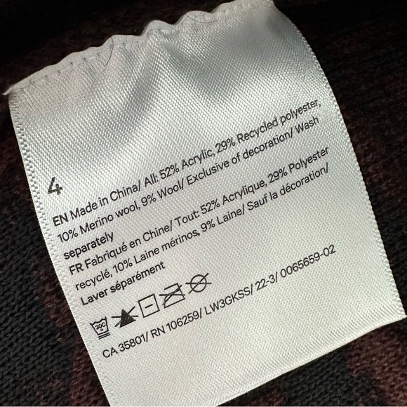 NWT!!! Lululemon Athletica women sweater size 4 Retail 168$ - Picture 10 of 10